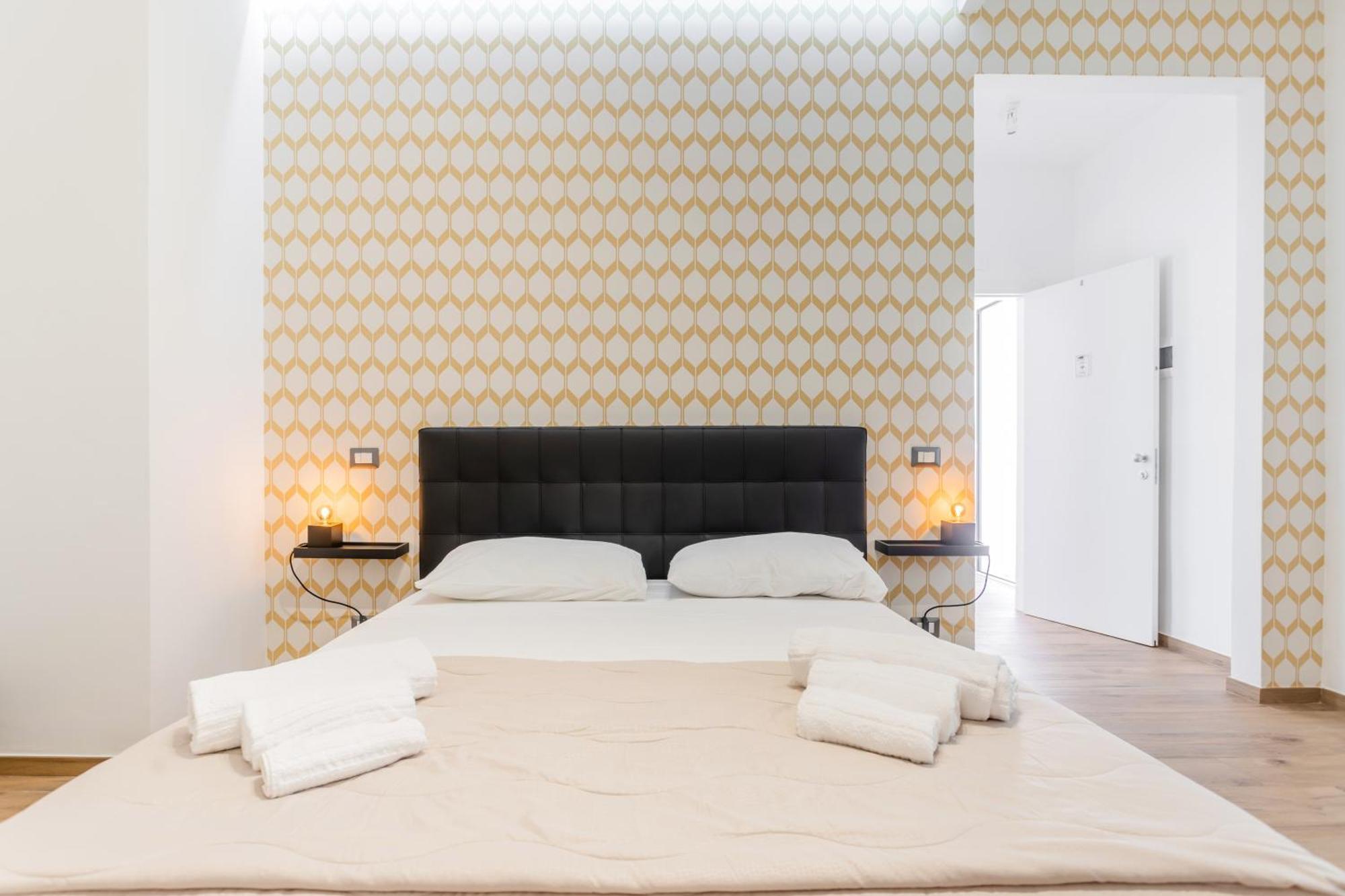 Pietramare Luxury Suites Bari Exteriör bild