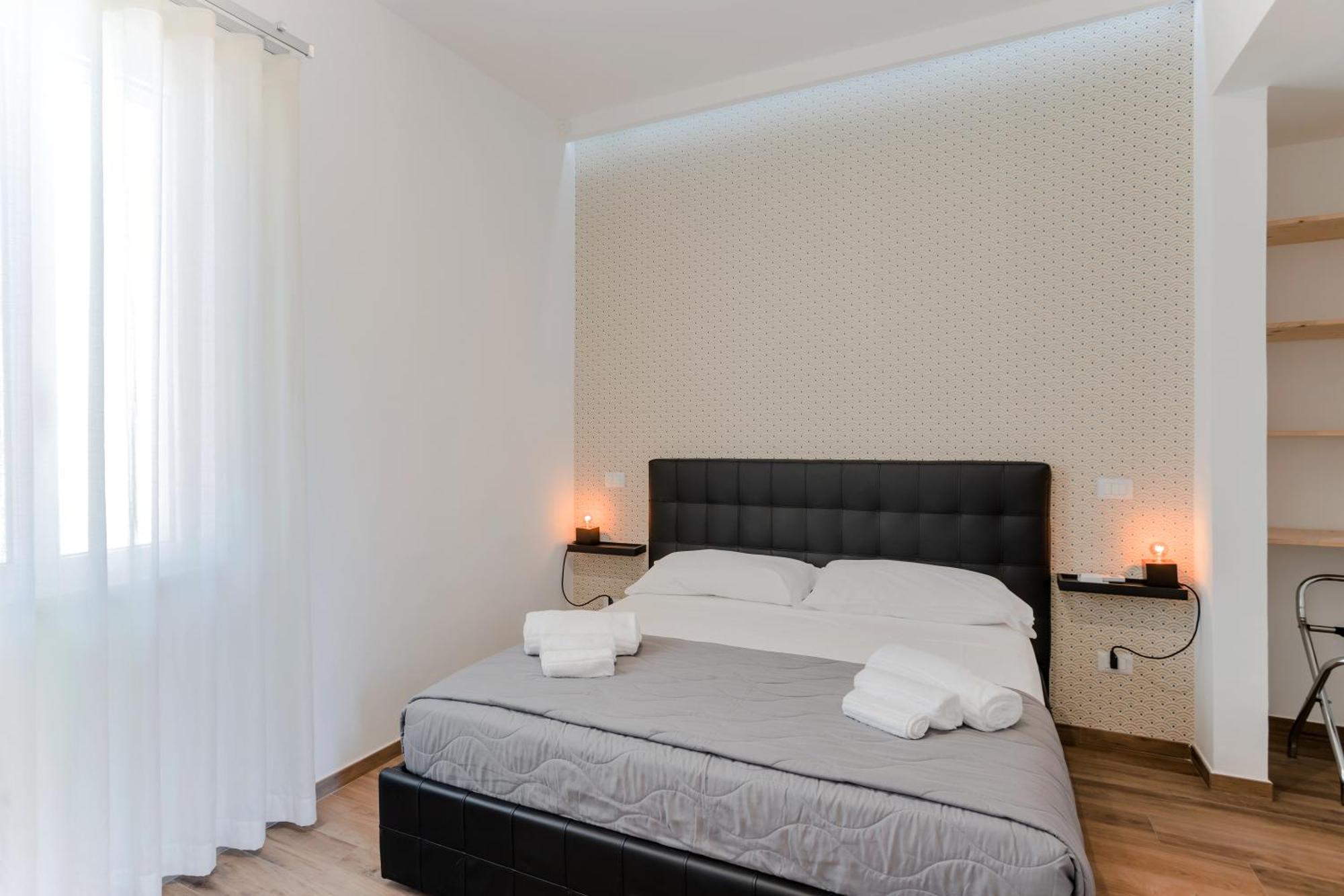 Pietramare Luxury Suites Bari Exteriör bild
